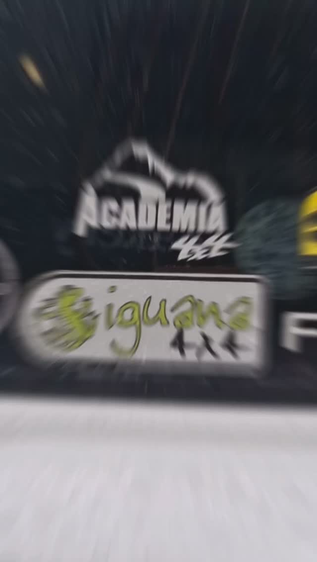 Si tu camioneta tiene este sticker, tu sabes lo que otros no saben ¿Les quieres contar? Deja tu comentario dándole una pista a donde ir. 😎🦎

📍 Cll 76 # 46 -25 
📱 317 5022809
🌐 iguana4x4.com

#iguana4x4 #colombia #accesorios4x4 #Taller4x4