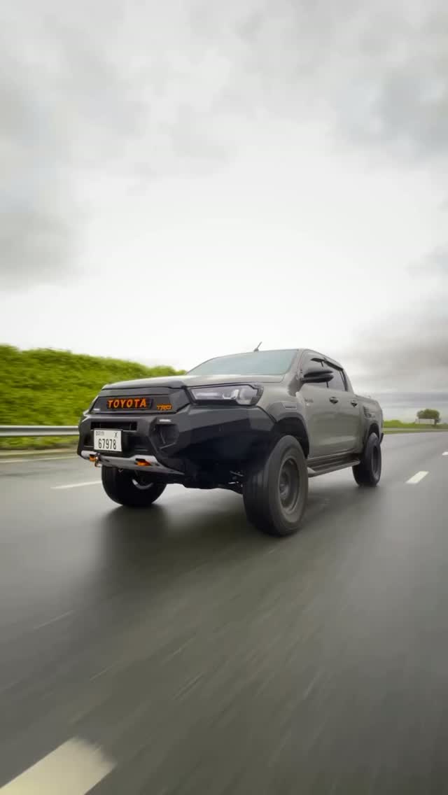 Protección de nivel superior y diseño agresivo con las pecheras y defensas RIVAL, construidas para resistir los terrenos más exigentes.

🛠️ Calidad, resistencia y ajuste perfecto.

📍 Disponibles ahora en Iguana 4x4.

📩 ¡Escríbenos al DM o contáctanos por WhatsApp para cotizar la tuya y equipar tu Hilux como se debe! 🚀🔗

#ToyotaHilux #Iguana4x4 #Rival4x4 #Equipamiento4x4 #OffRoadColombia