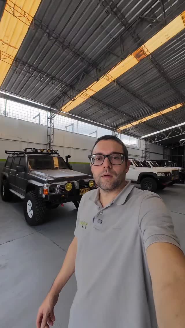 Cuando @Wiki_4x4 habla de Patrol, escuchamos 👂🤓

Pasaron por las manos del equipo de Iguana 4x4 una Nissan Patrol Y60 y una Y61, y el resultado: Dos monstruos del off-road con preparaciones a medida para enfrentar cualquier terreno.

¿Cuál es tu generación favorita? Déjala en los comentarios. 👇

#IguanaStyle #Wiki4x4 #NissanPatrolY60 #NissanPatrolY61 #4x4Colombia